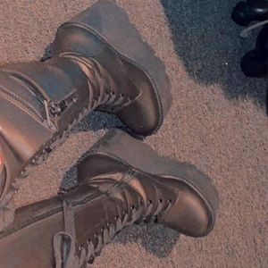 Current mood Obsidian Pocket Platform Boots